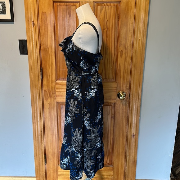 Banana Republic dress - Picture 3 of 9